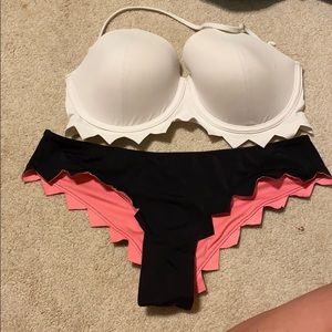 Rare Victoria’s Secret pink zig zag bikini
